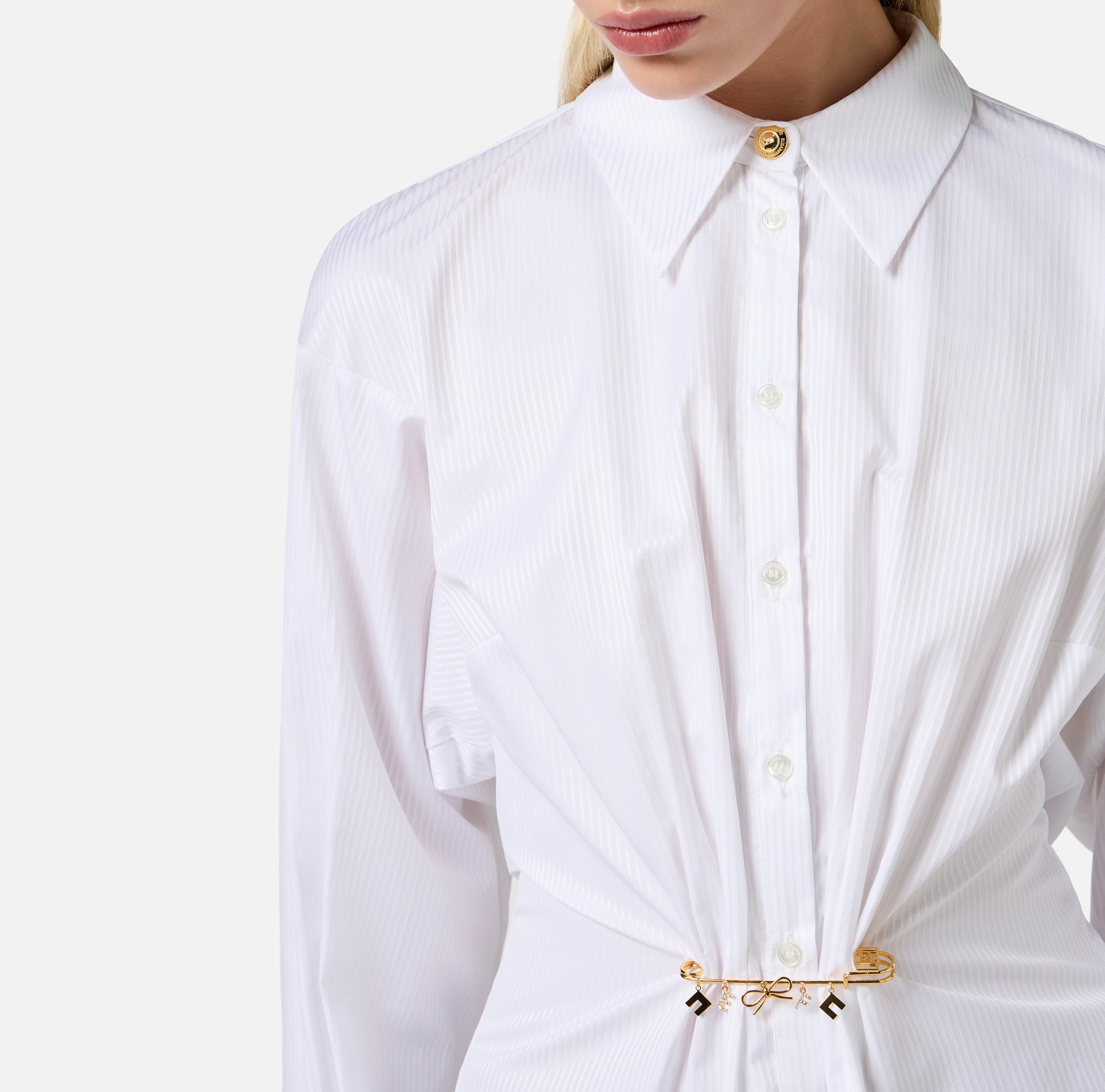 ELS-CA04851 WHITE BROOCH BLOUSE