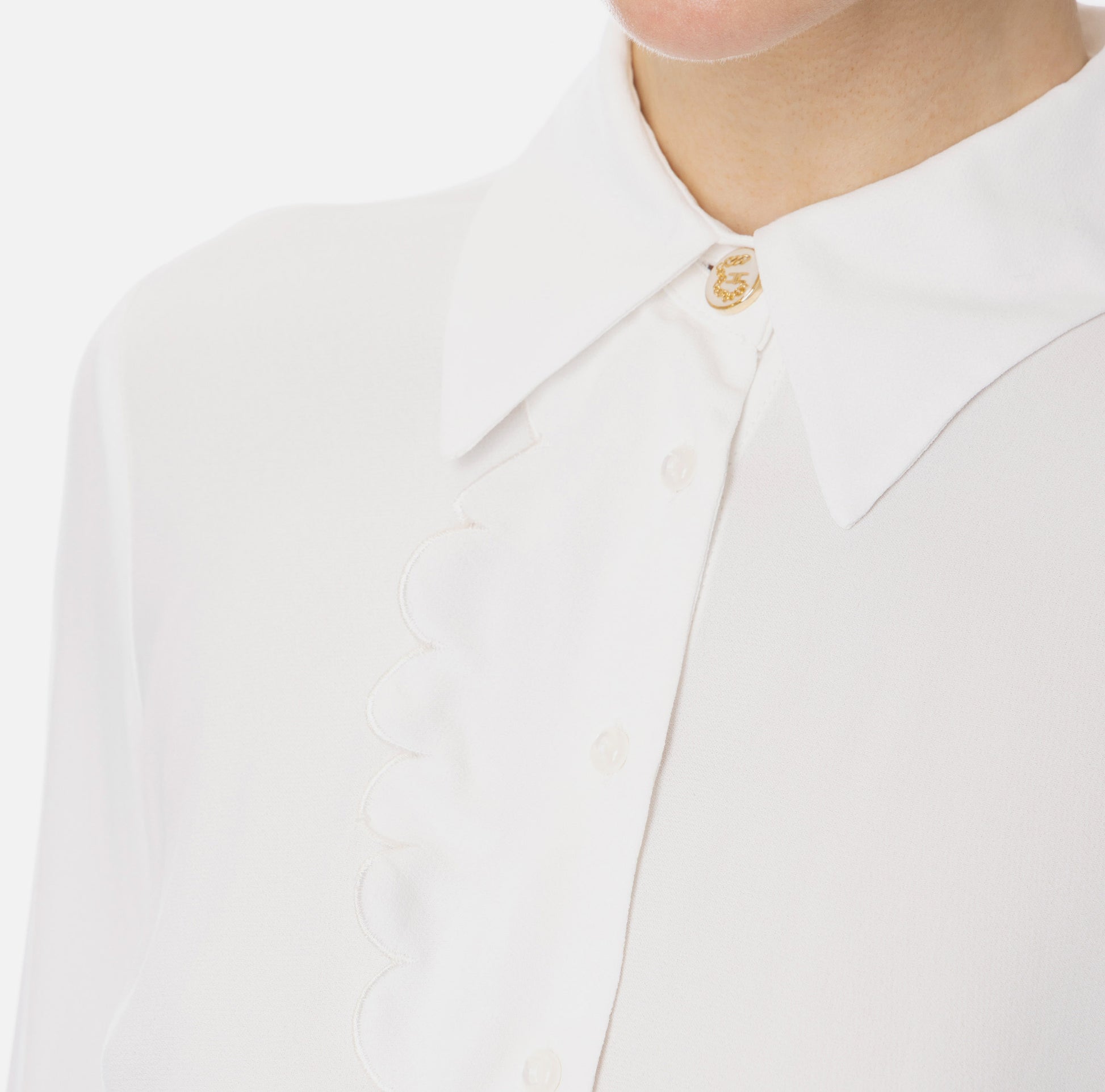 ELS-CA0525 IVORY SCALLOP BLOUSE