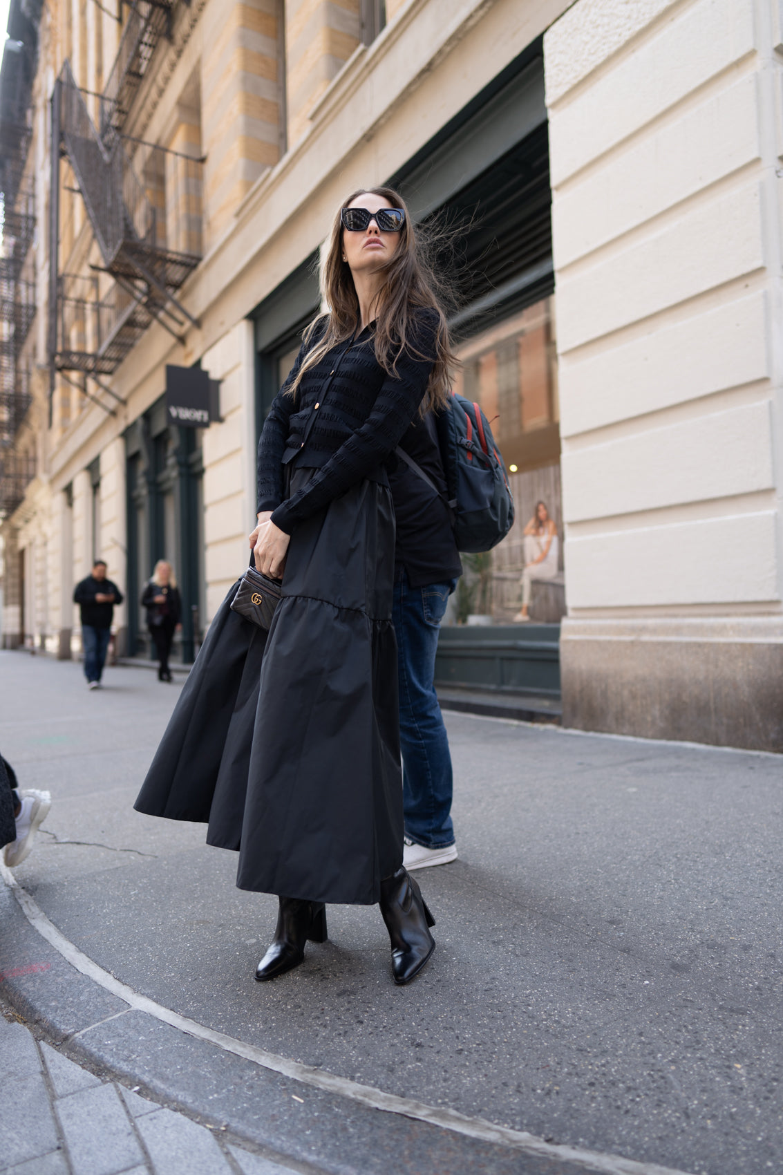 NOI-CH011 BLACK FOLD COLLAR CARDI