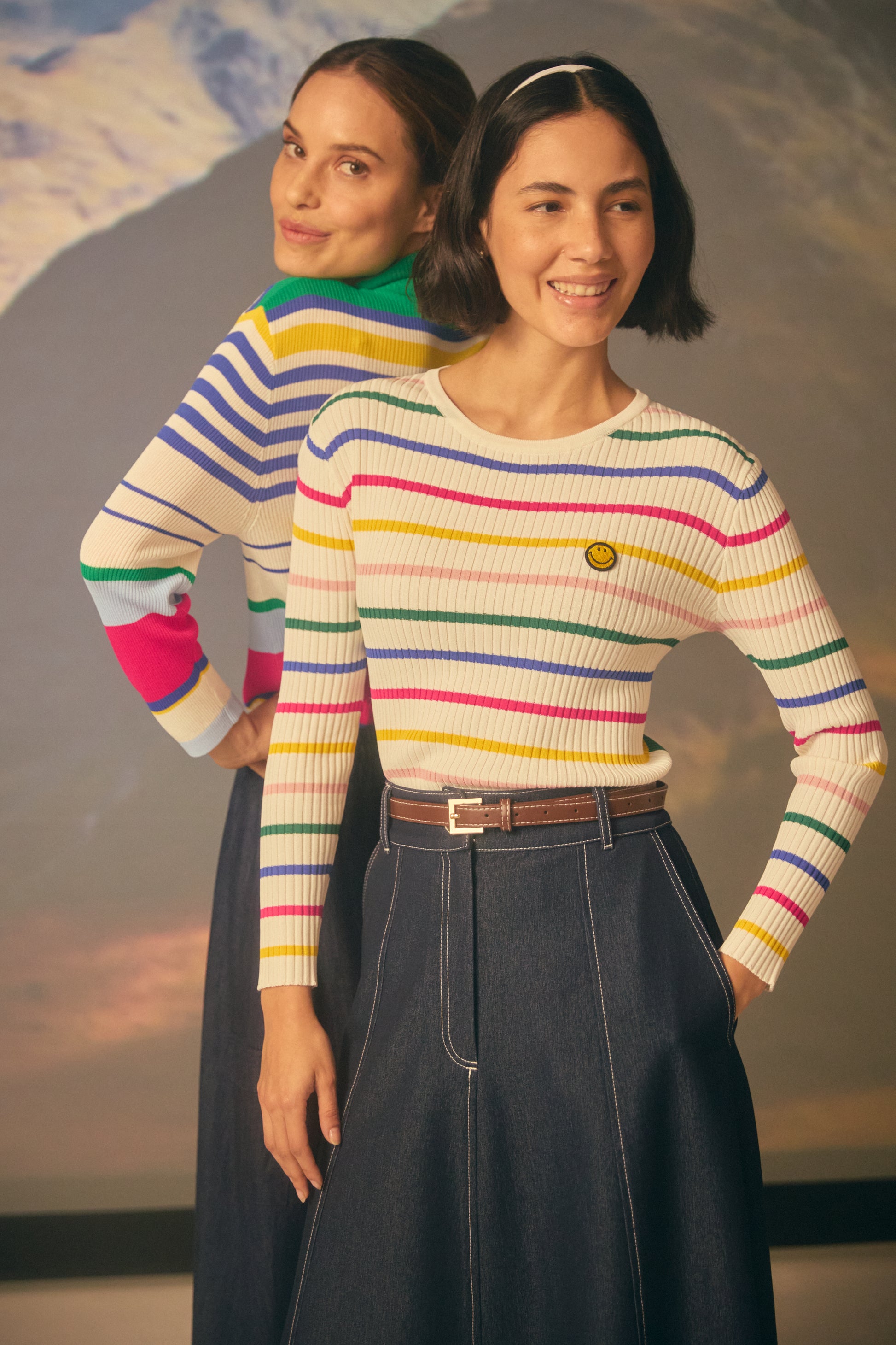 NOI-CH171 MULTI STRIPE CONTRAST T-SHIRT