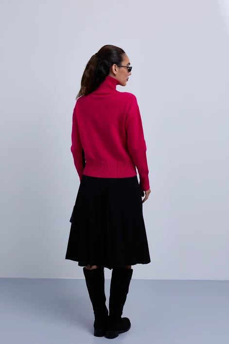 NOI-CH344 GREEN&ECRU TWO TONE HEART TOP