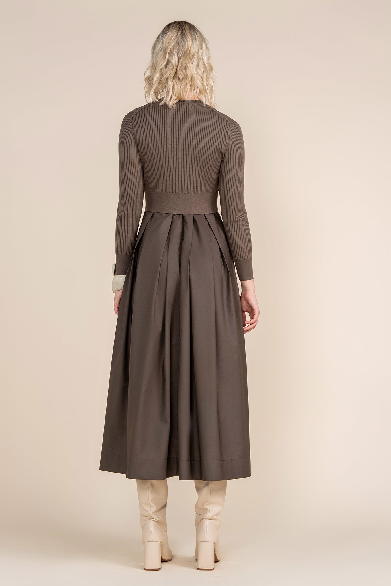 APP-F24-712&F24-705 OLIVE CARDI DRESS SET