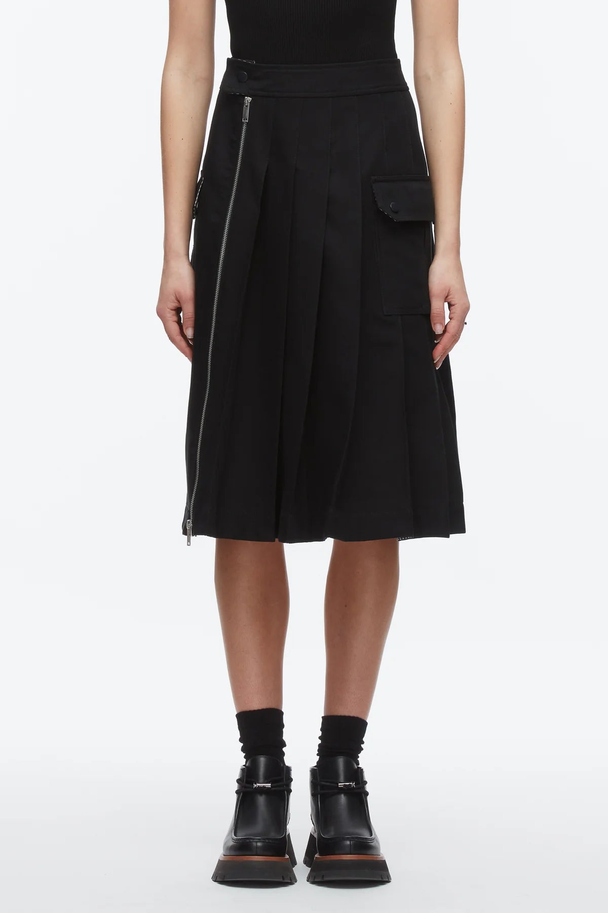 PLM-F51-36186CPD BLACK SIDE ZIP PLEATED SKIRT