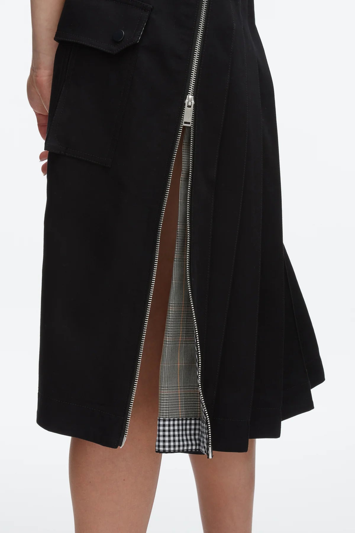 PLM-F51-36186CPD BLACK SIDE ZIP PLEATED SKIRT