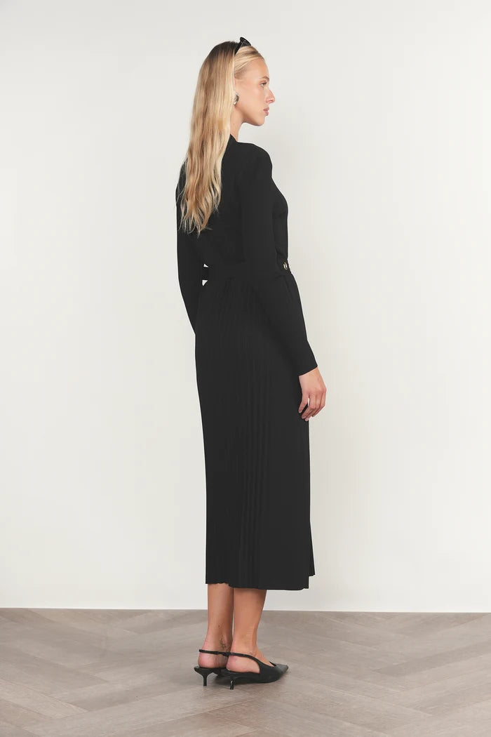 APP-F26-1186 BLACK KNIT DRESS