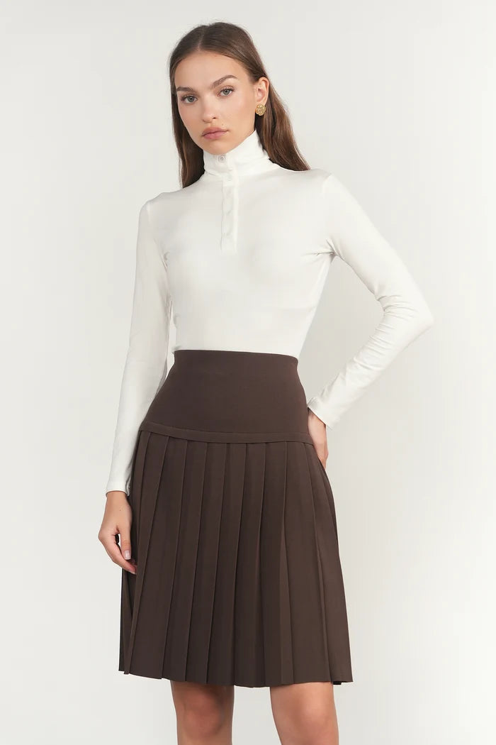 APP-F26-1218 FUDGE PLEATED SKIRT