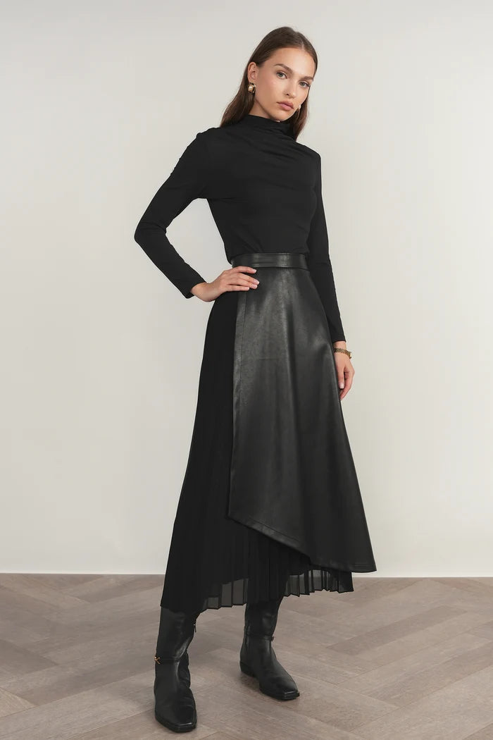 APP-F26-1273 BLACK PO TURTLENECK