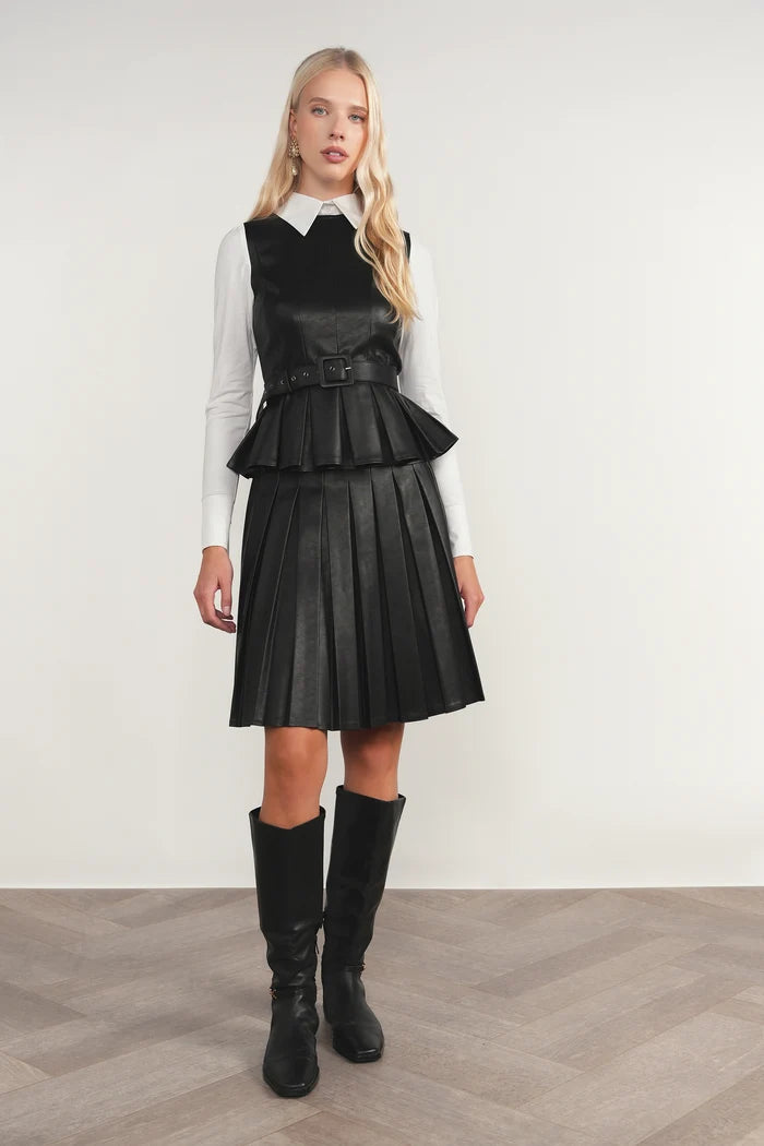 APP-F26-1202 BLACK 25" YARRA SKIRT