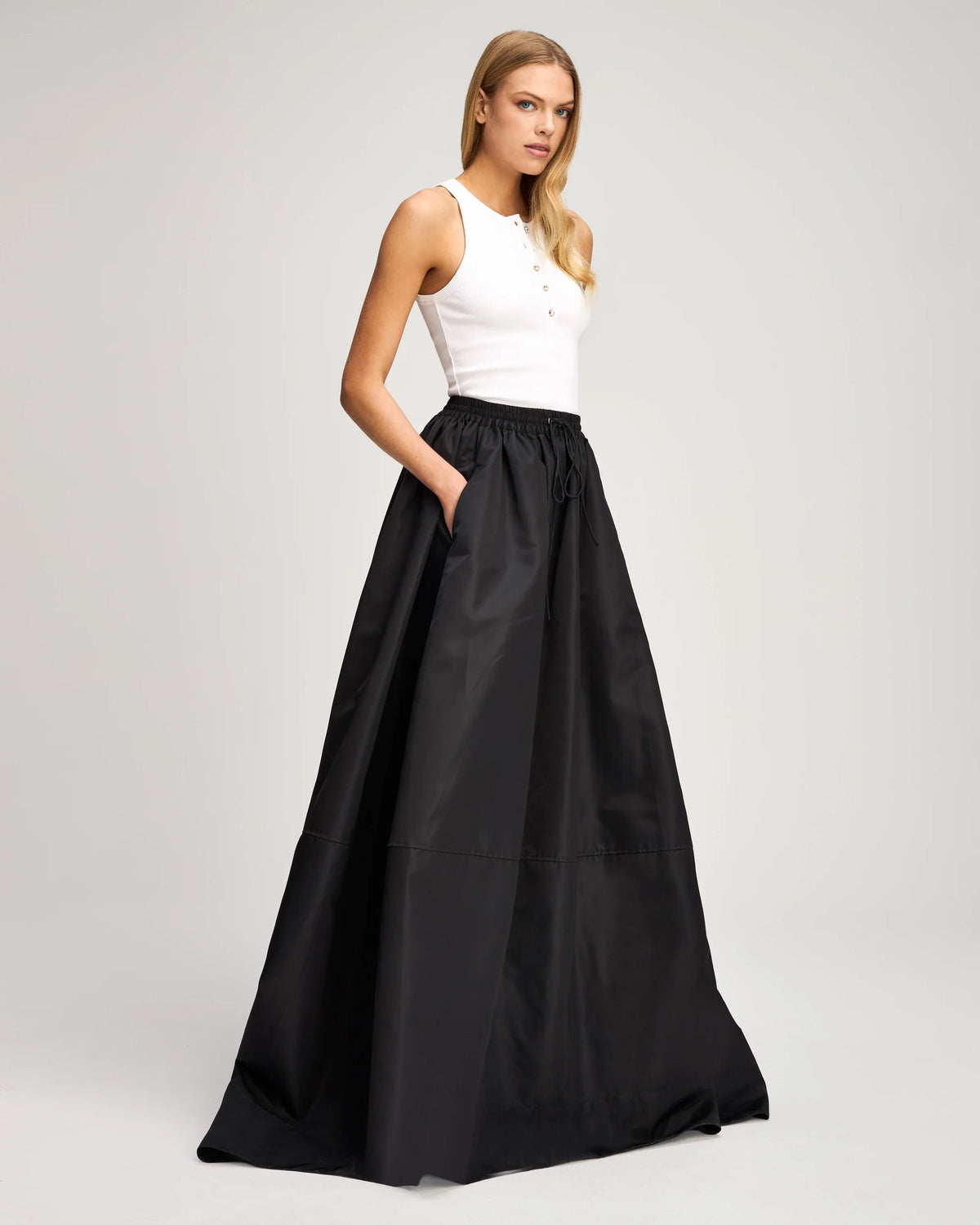 CQS-ZS73410556Z BLACK SIRANI BALLGOWN SKIRT