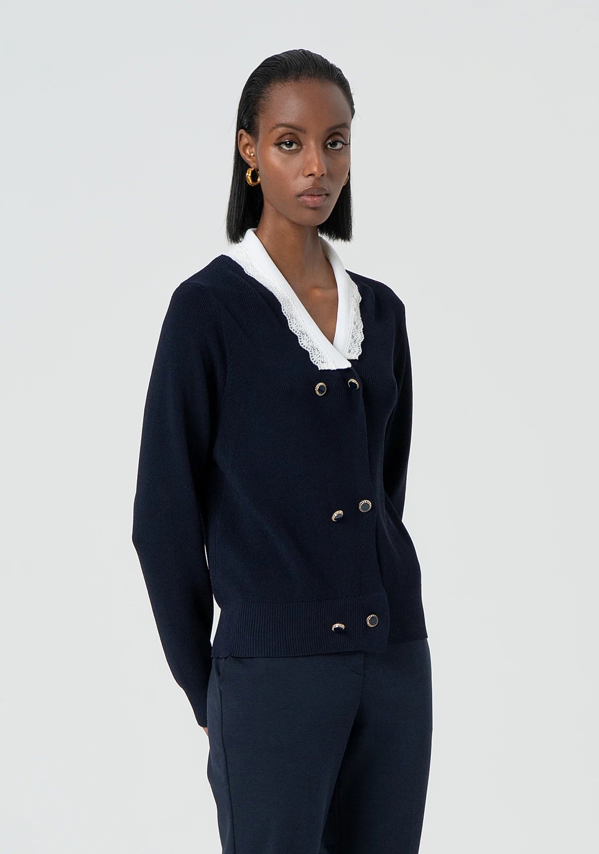 FCM-FR25ST8014K5 BLACK&WHITE COLLAR CARDIGAN