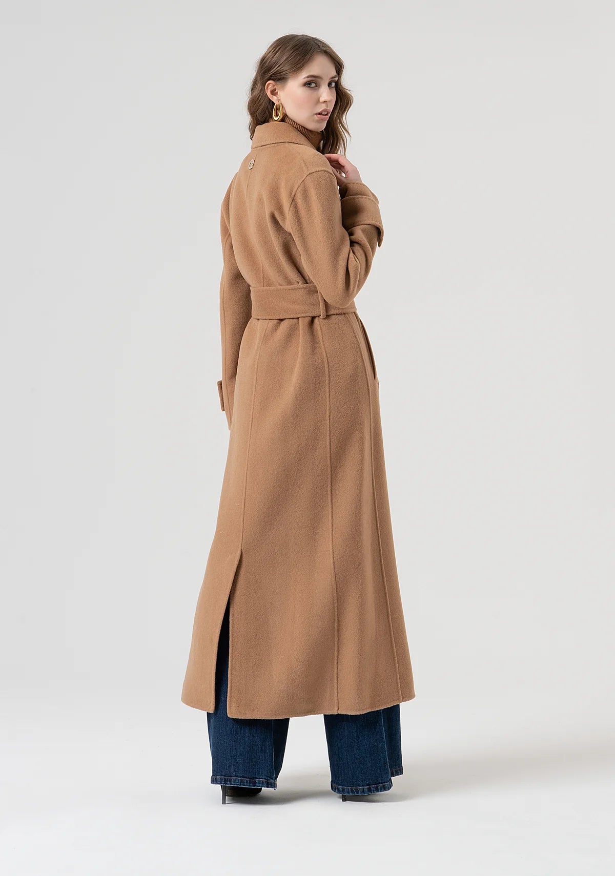 FCM-FR25WC1001W8 BLACK LONG COAT