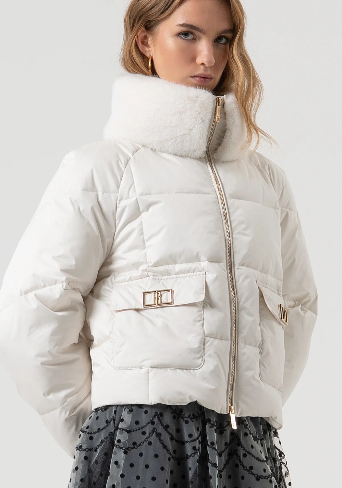 FCM-FR25WC3005O BLACK FUR PUFFER JACKET