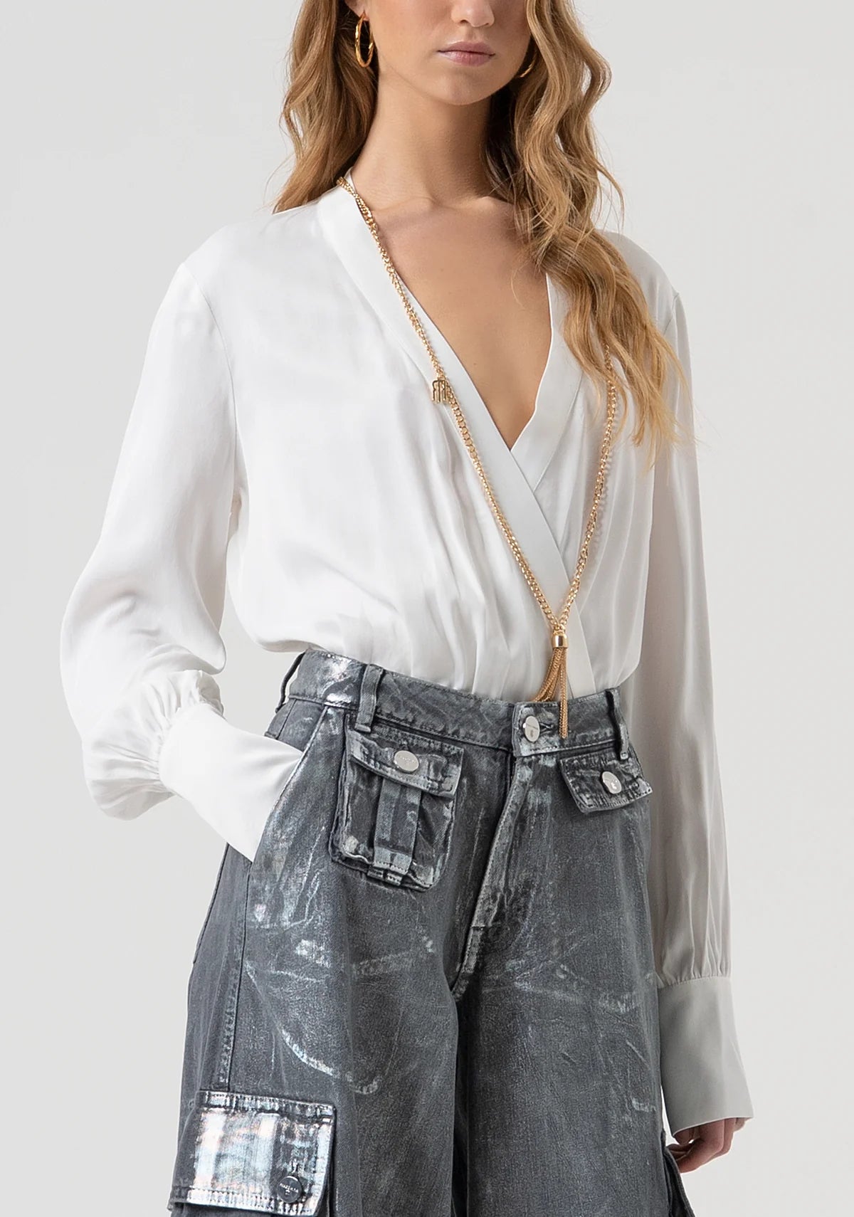 FCM-FR25WT5004W4 BLACK CROSSOVER BLOUSE