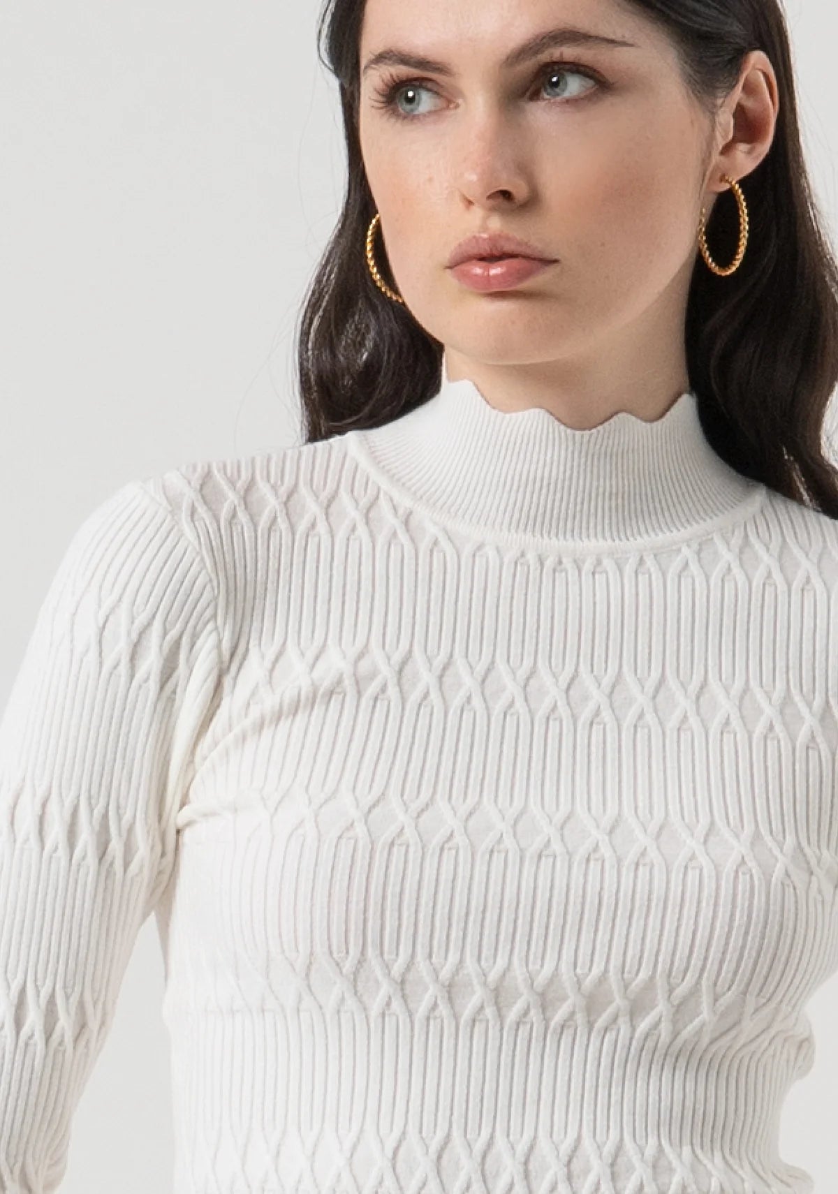 FCM-FR25WT7042K5 CREAM POLO NECK