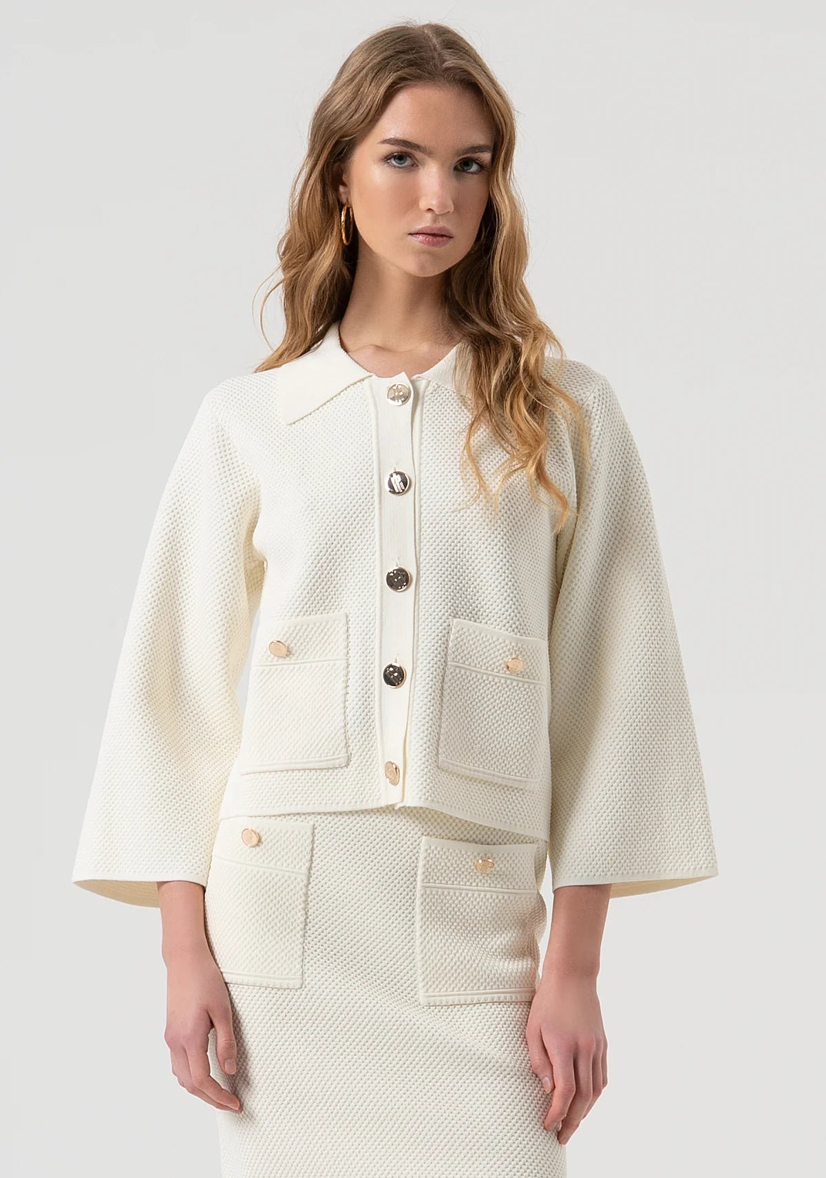 FCM-FR25WT8017K5 CREAM KNIT CARDIGAN