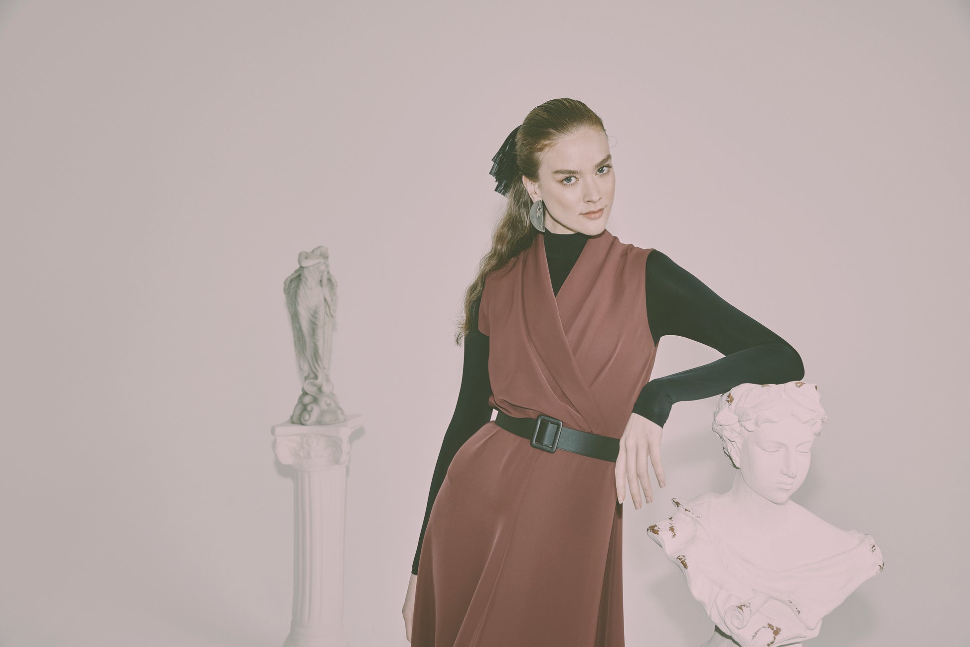 NOI-H4049 BURGUNDY CROSSOVER DRESS