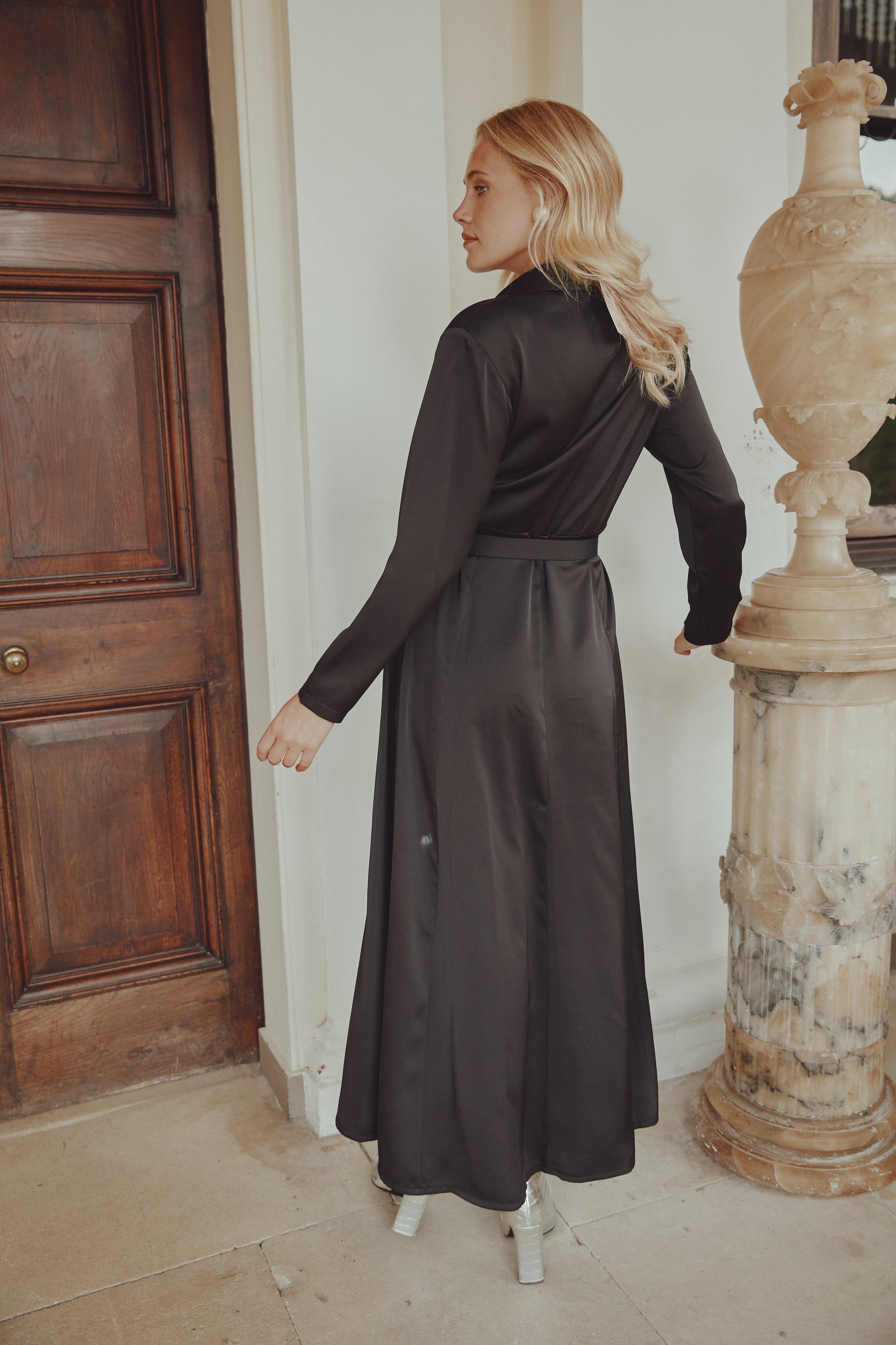 NOI-H4074 BLACK SATIN GEM POCKET DRESS