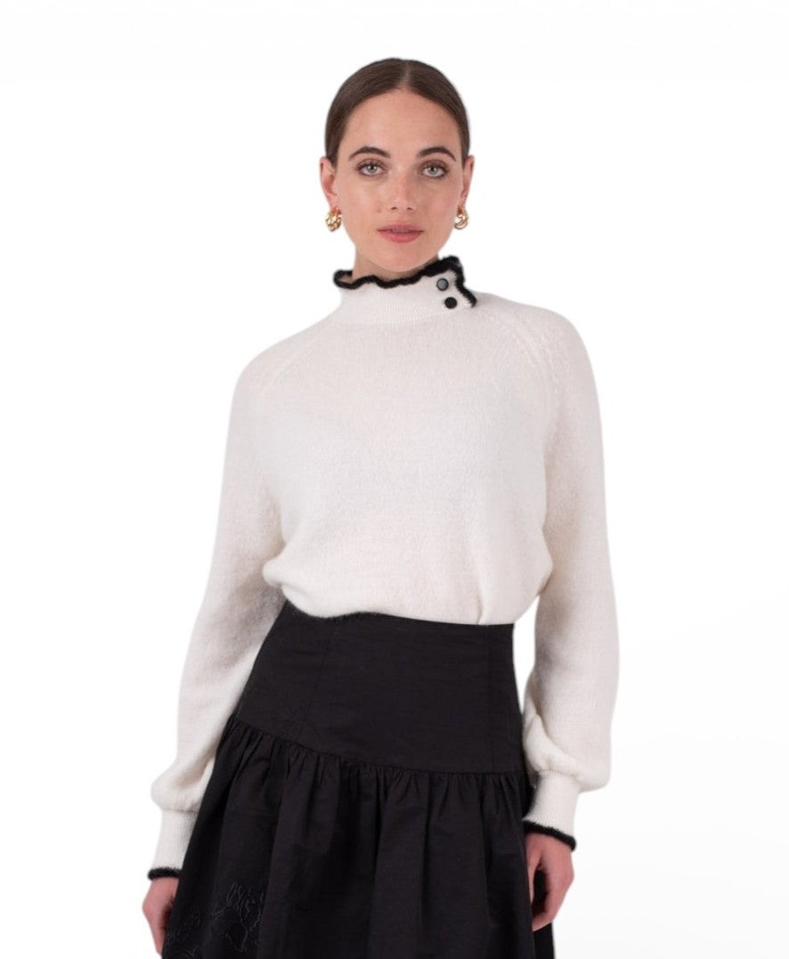 MUN-MNA7028 CREAM ELISE HIGH NECK TOP