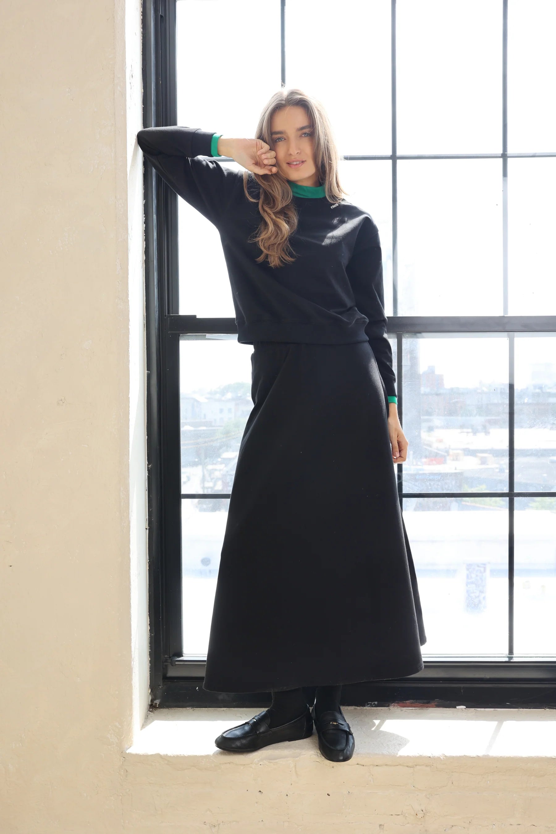 PAR-SK496 BLACK FRENCH TERRY DRAWSTRING SKIRT