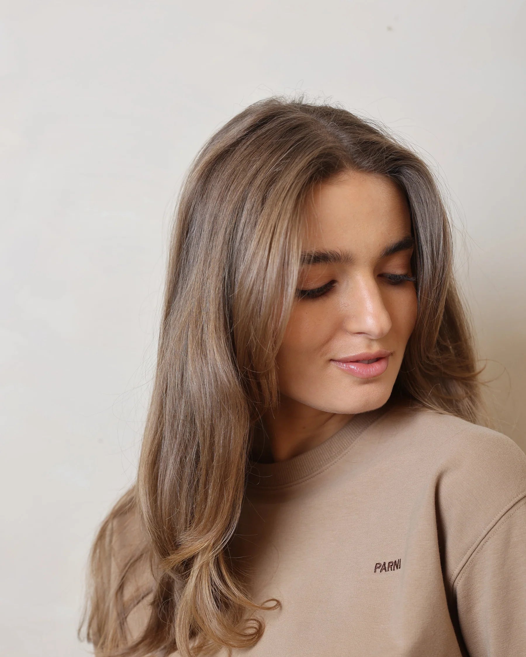 PAR-T494 CAMEL ELBOW PATCH SWEATSHIRT
