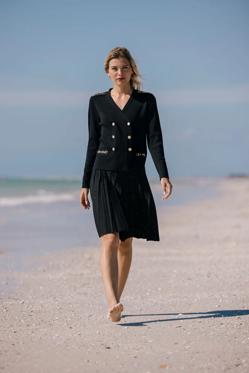 ALZ-J230  CHAIN BLAZER IN BLACK OR IVORY