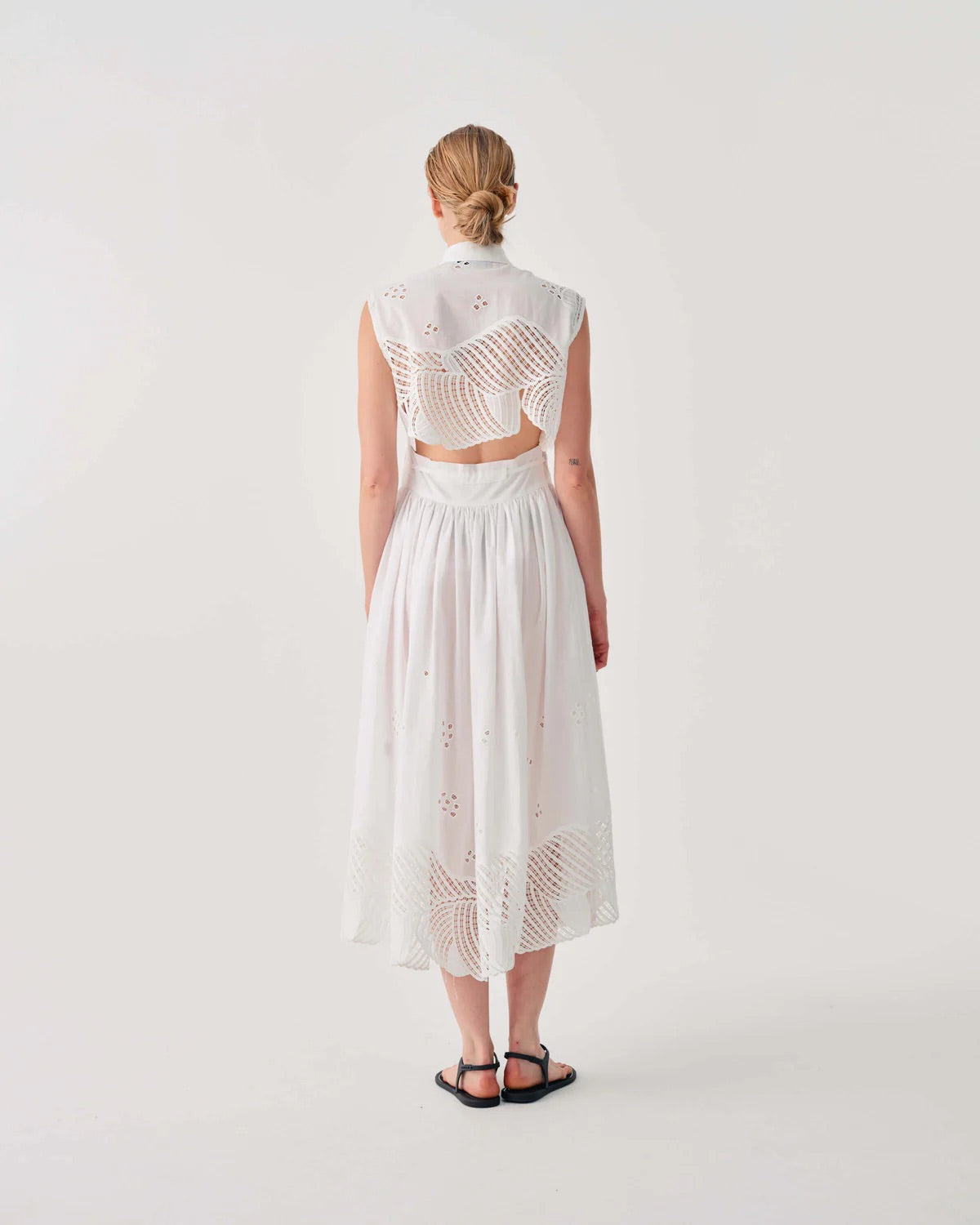 BEA-26FE6698GA2085 BLACK BRODERIE DRESS