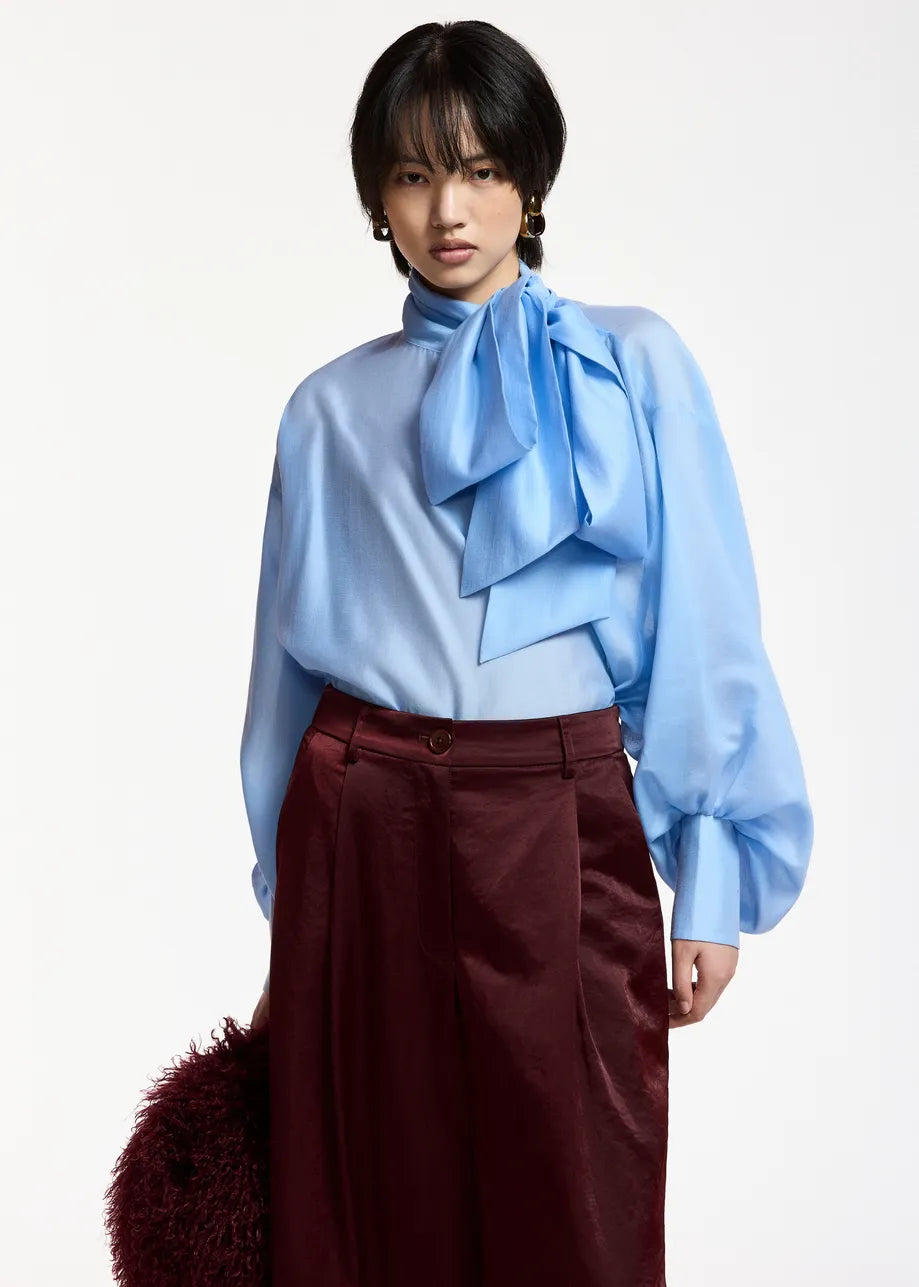 ESA-KARISMATIC SKY BOW TIE BLOUSE