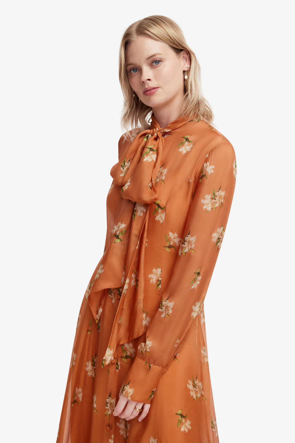 LEO-LLFW26010 LILLITH OCHRE PRINTED DRESS