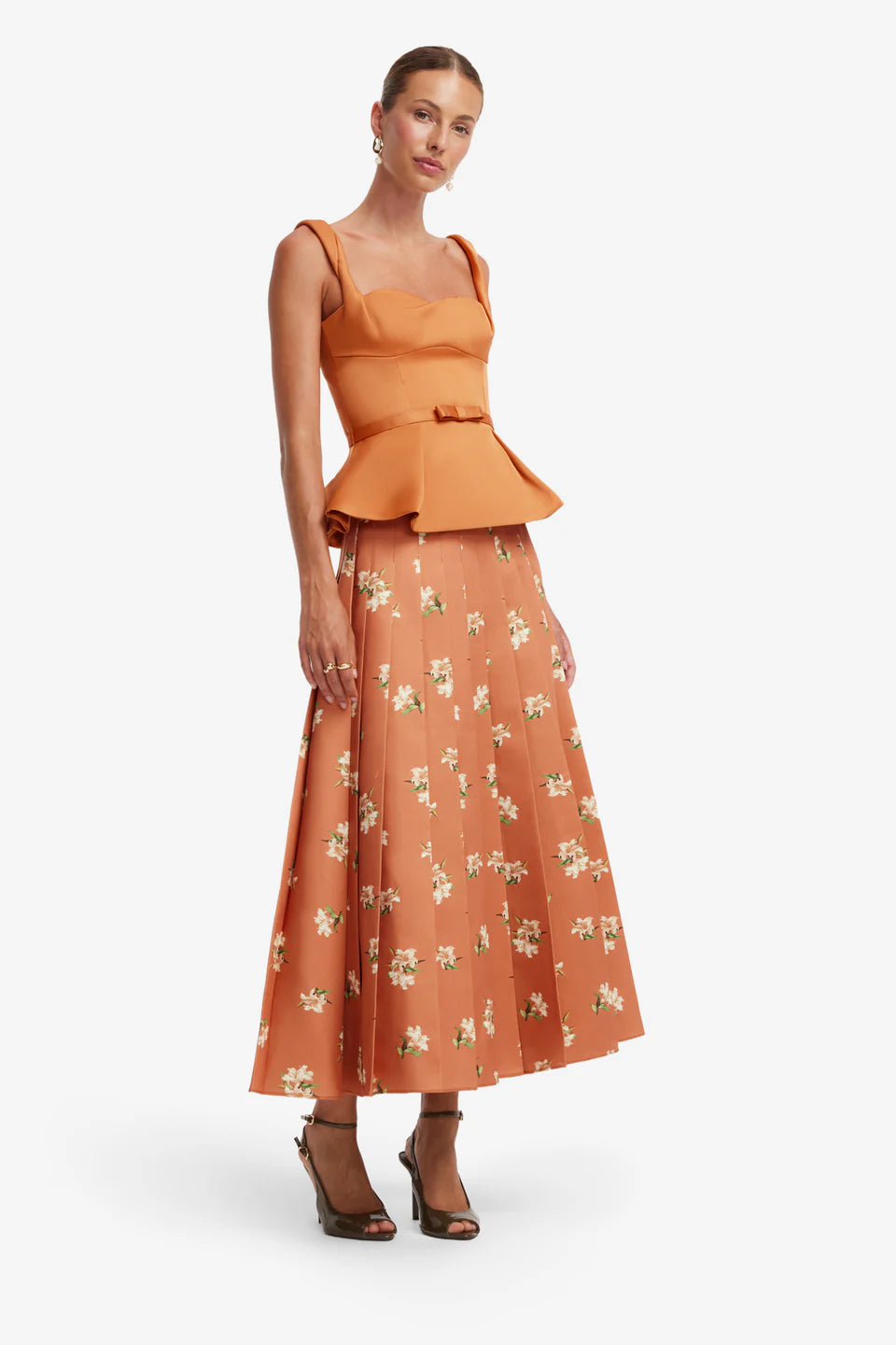 LEO-LLFW20121 JUNE OCHRE PLEATED SKIRT