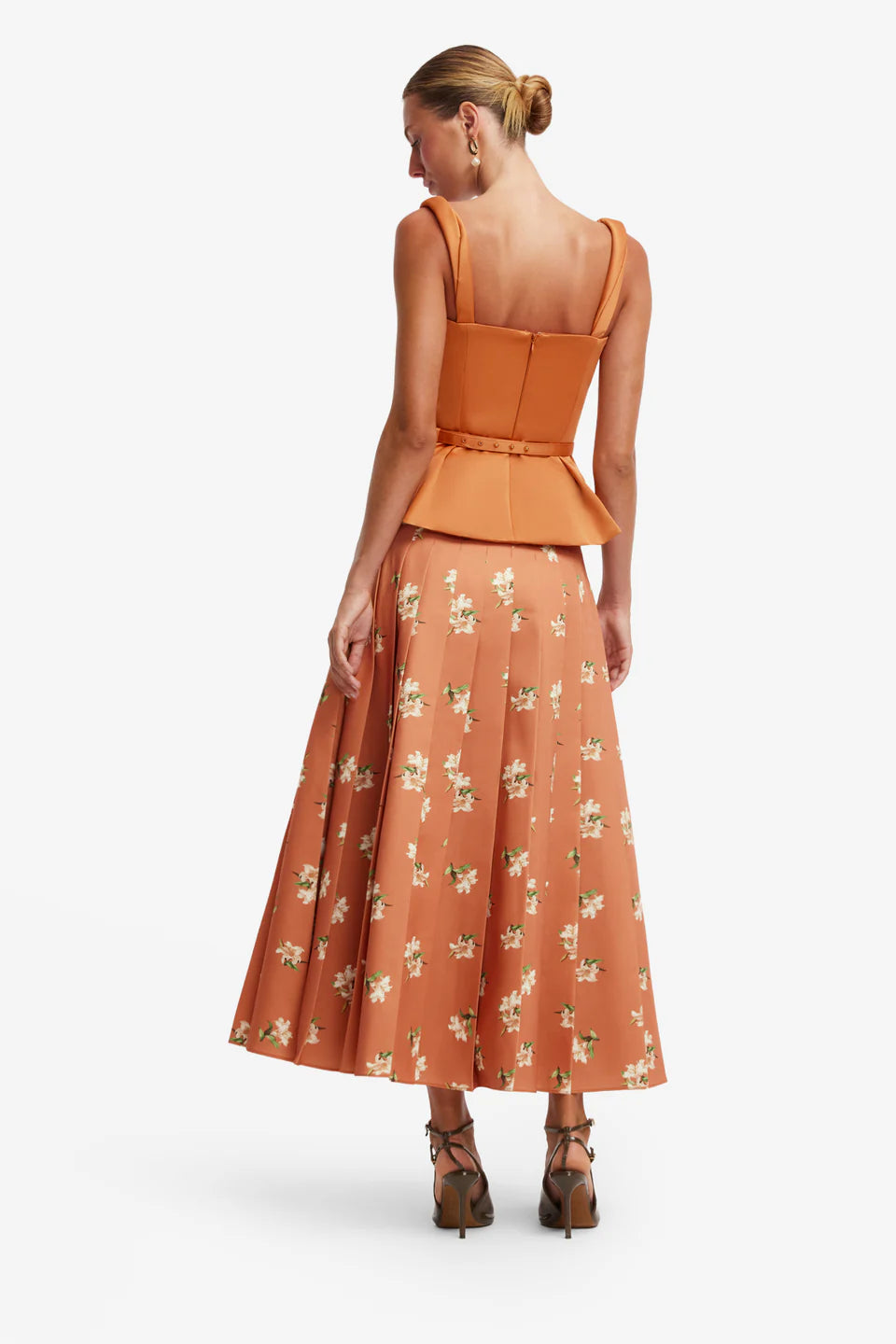 LEO-LLFW20121 JUNE OCHRE PLEATED SKIRT
