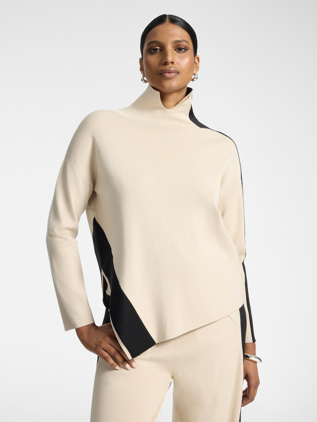 ELM-M111Z0008 CLAY&BLACK P.NECK ASYMMETRIC