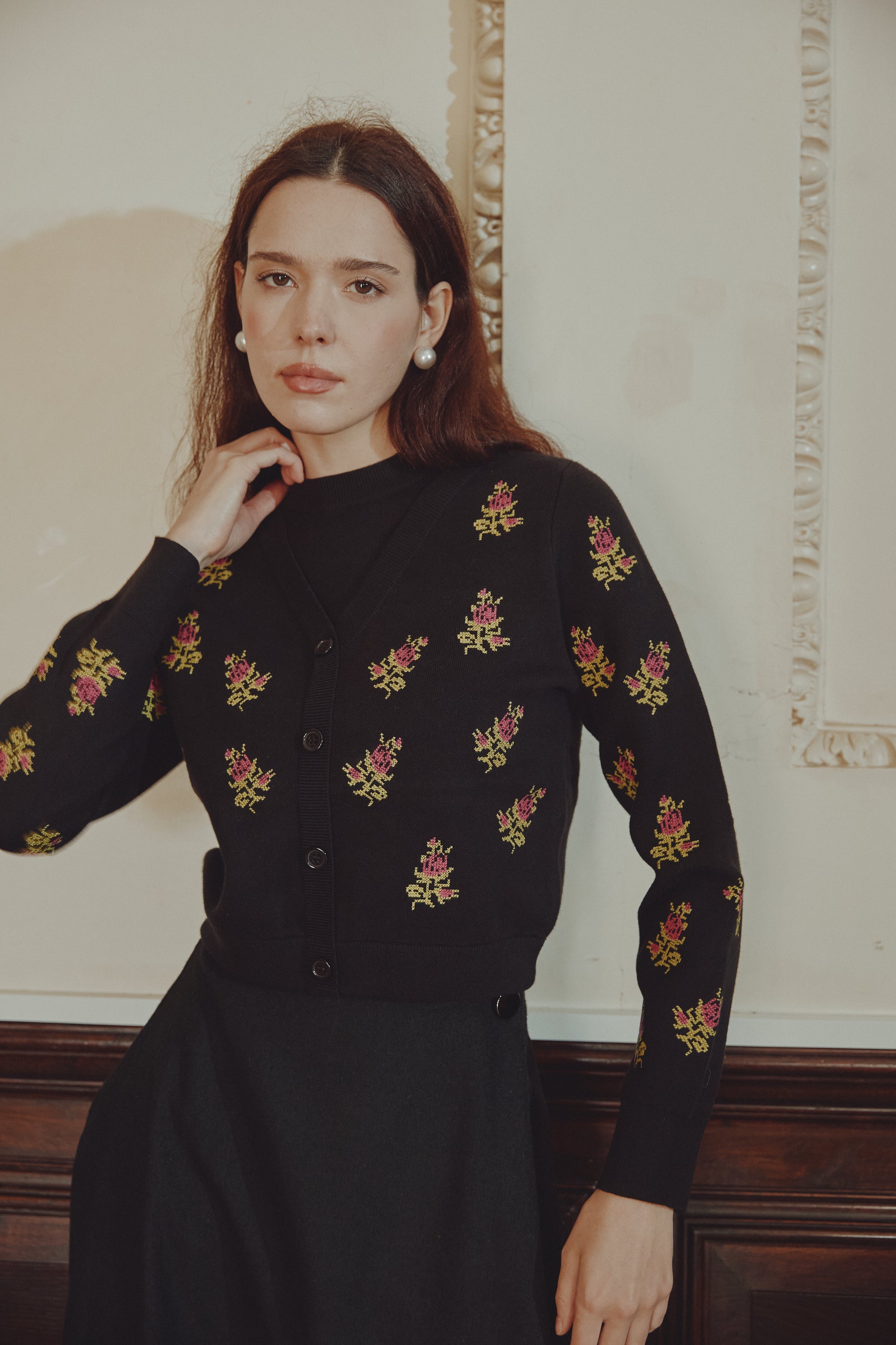 NOI-NR-354 BLACK&PINK FLORAL CARDI DRESS
