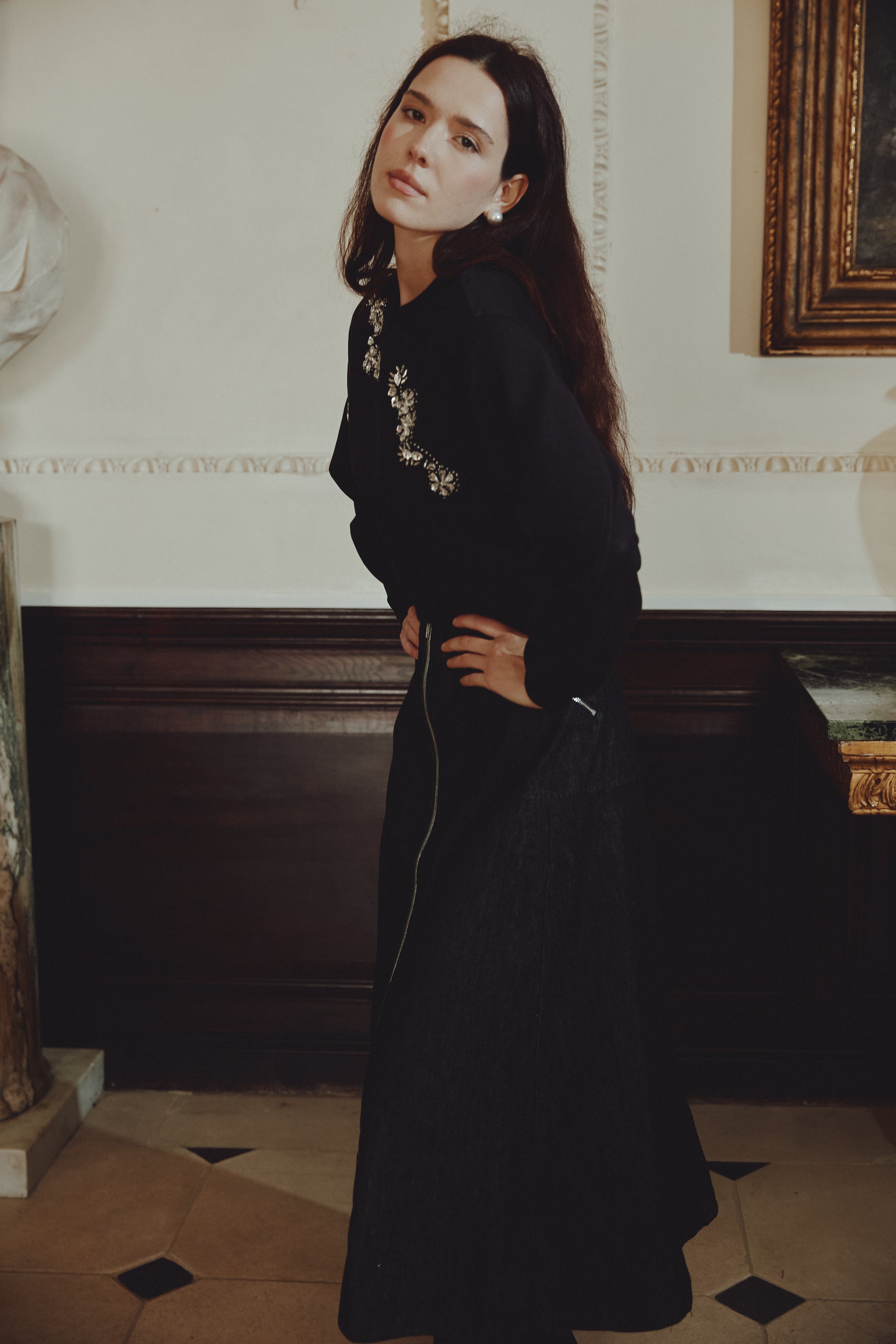 NOI-NR-418 BLACK DENIM EMBELLISHED SWEATSHIRT