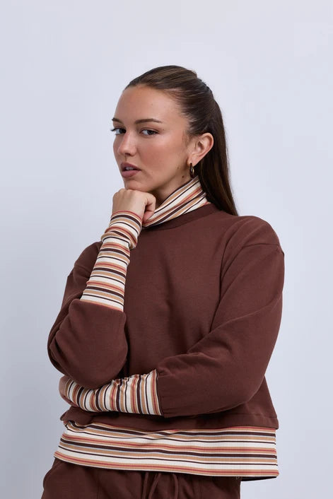 NOI-NR519 BLACK STRIPED NECK&BAND SWEATSHIRT