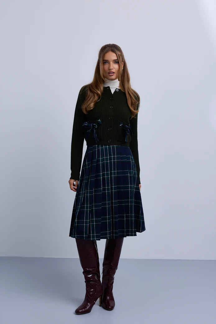 NOI-NR524A BLACK ASYMMETRIC TARTAN PLEAT SKIRT