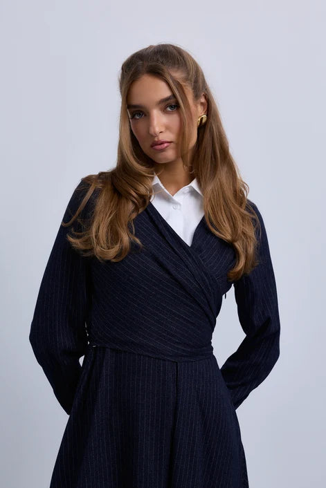 NOI-NR542 NAVY&WHITE PINSTRIPE WRAP DRESS
