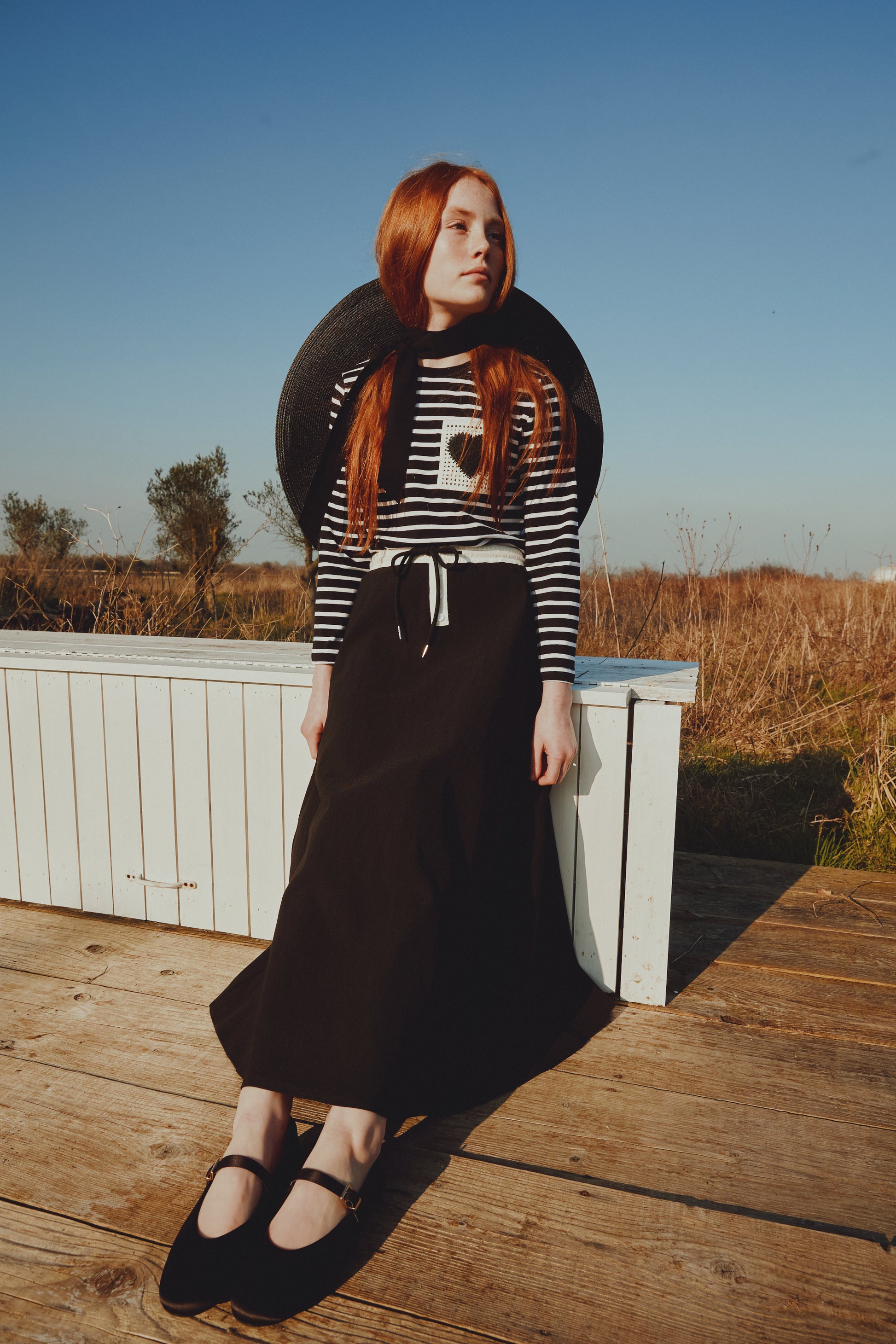 TEA-NRT-254 BLACK STRIPED HEART T-SHIRT