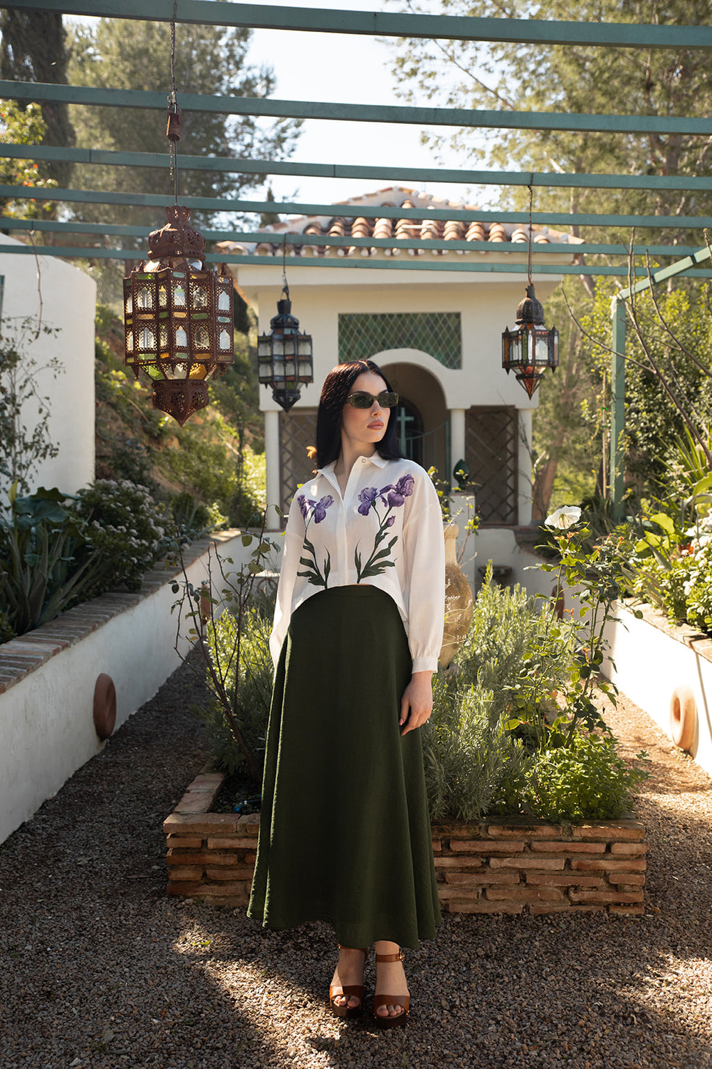 NOI-2410 IVORY FLOWER PRINT BLOUSE