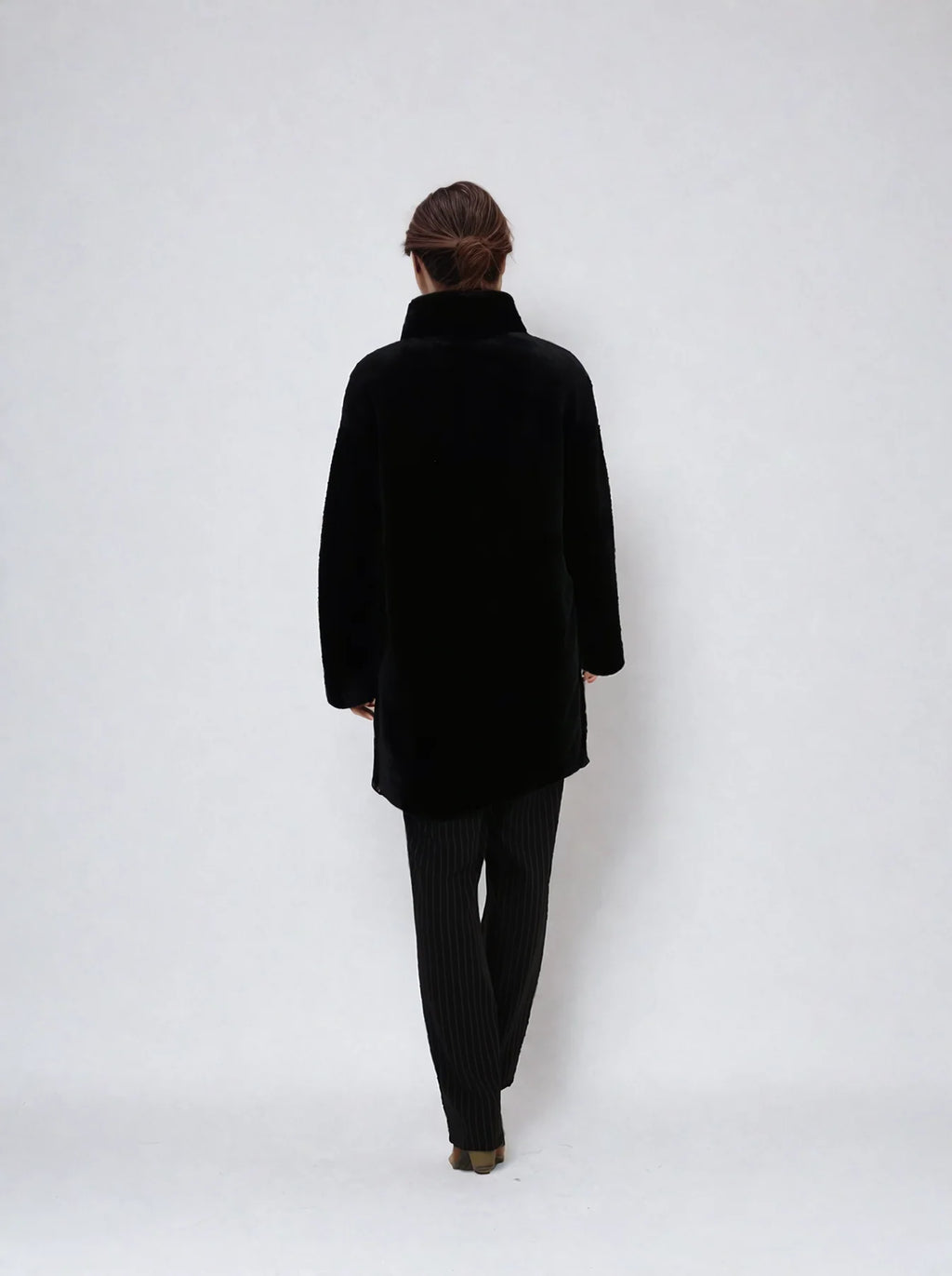 LVN-HARFLEUR BLACK STRAIGHT LAMB COAT