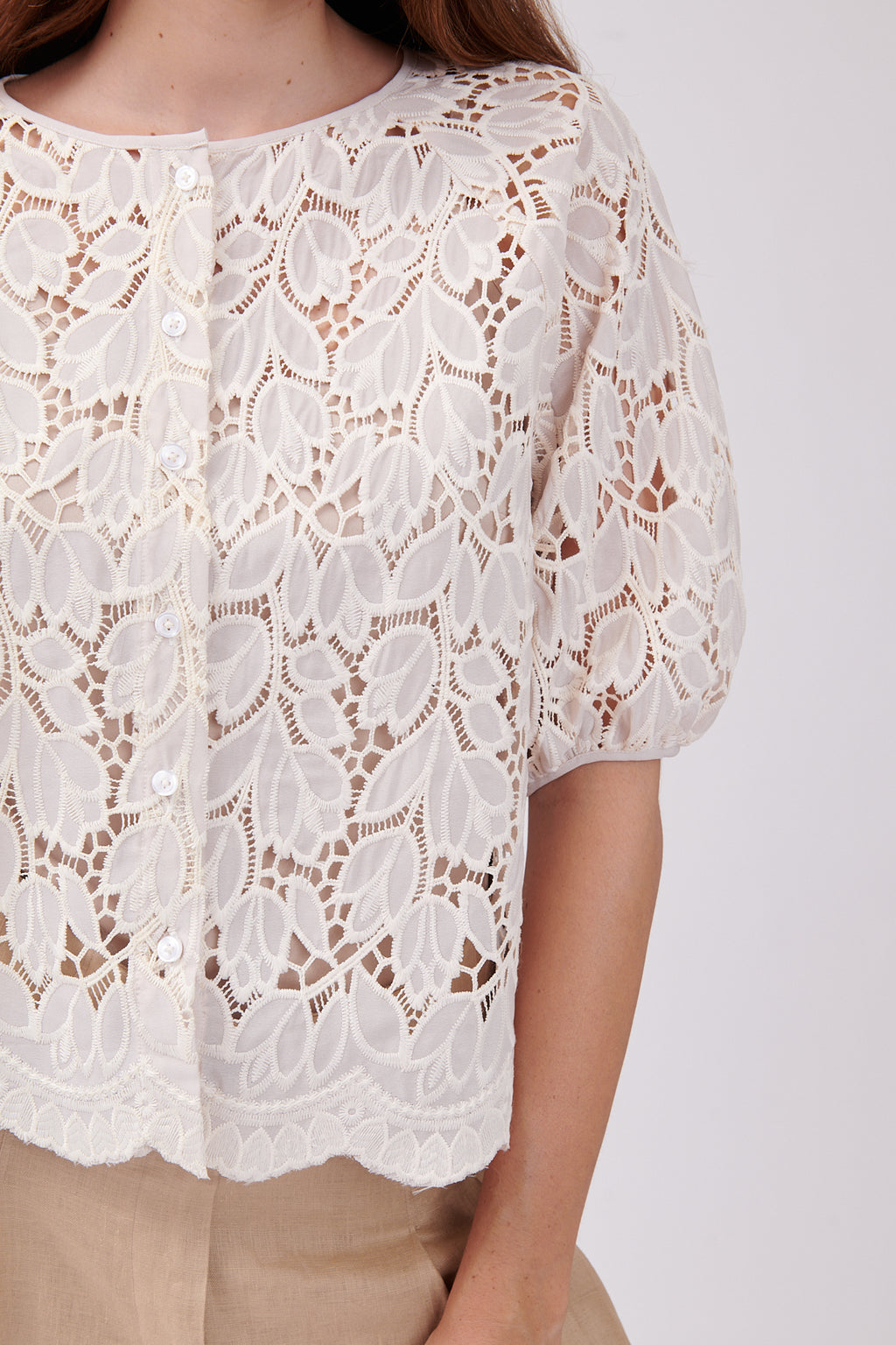 DRY-P425006 BEIGE LACE BLOUE