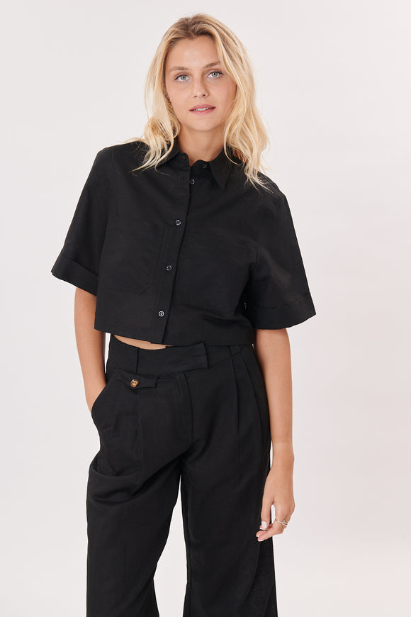 Black crop shirt