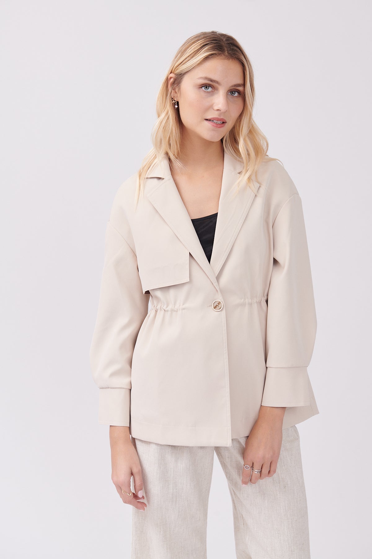 Spring outdoor beige jacket
