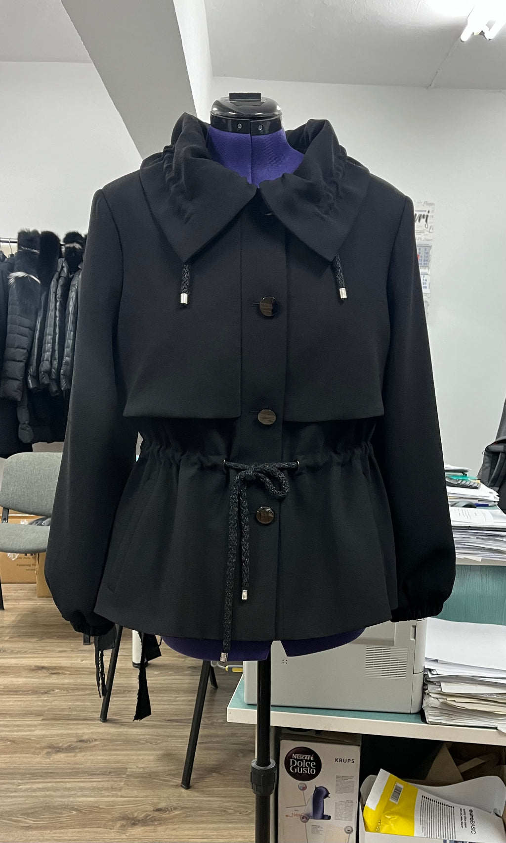 IDDI WAISTED  BUTTON DOWN  JACKET