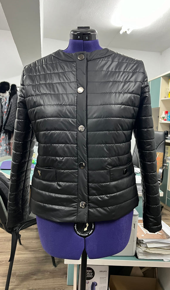 QUILTED BLACK JACKET