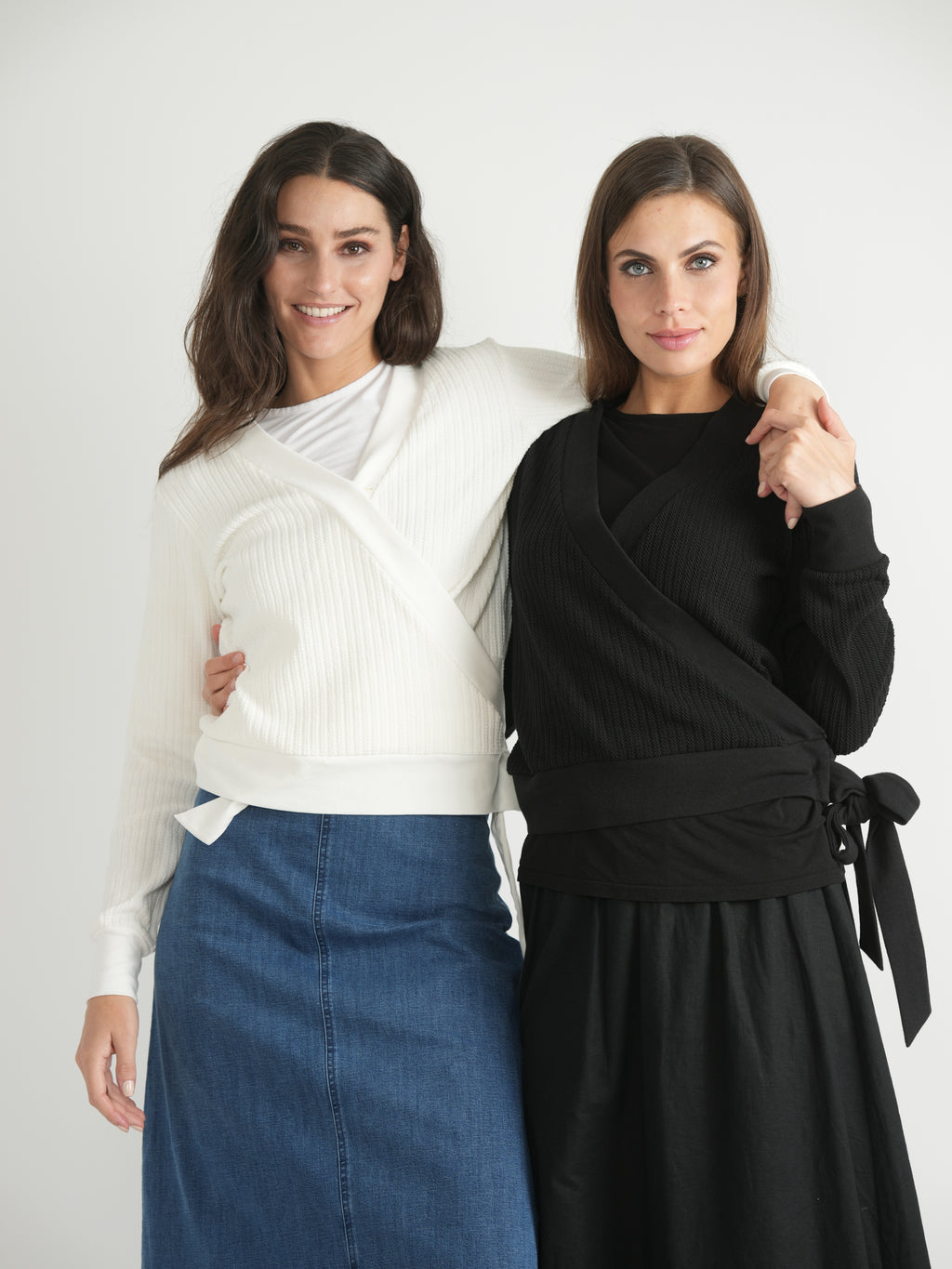 DEJ-SB4CM8801T WHITE WRAP CARDIGAN