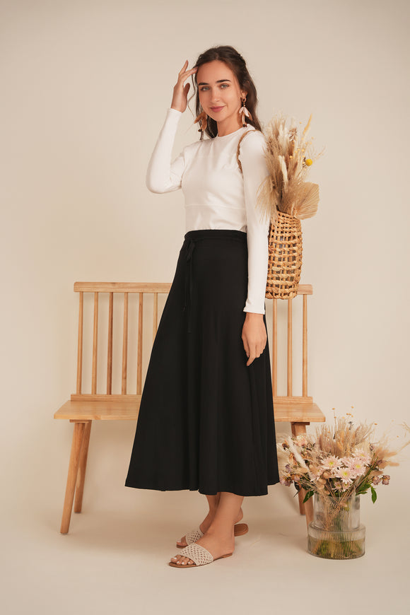 DEJ-SB5CM1291SM BLACK BOW SKIRT