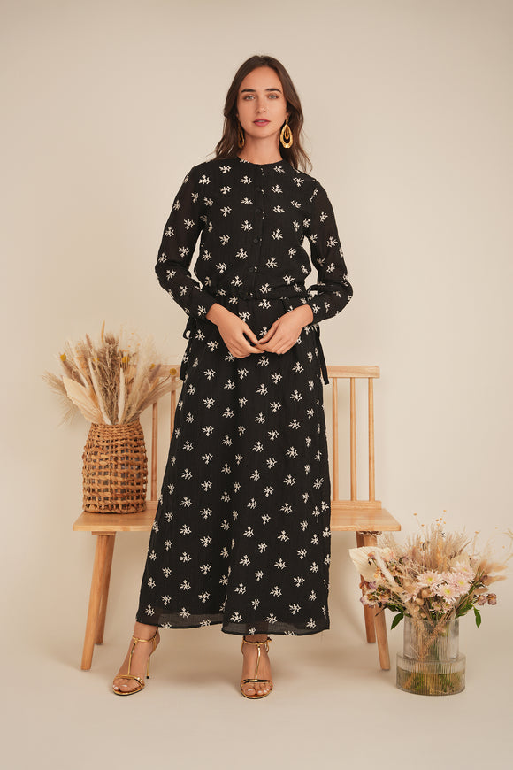 DEJ-SB5CM1431T&SB5CM1430DM BLACK EMBROIDERED SET