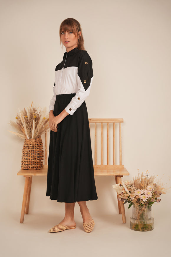 DEJ-SB5CM1472T WHITE&NAVY DOLMAN BLOUSE