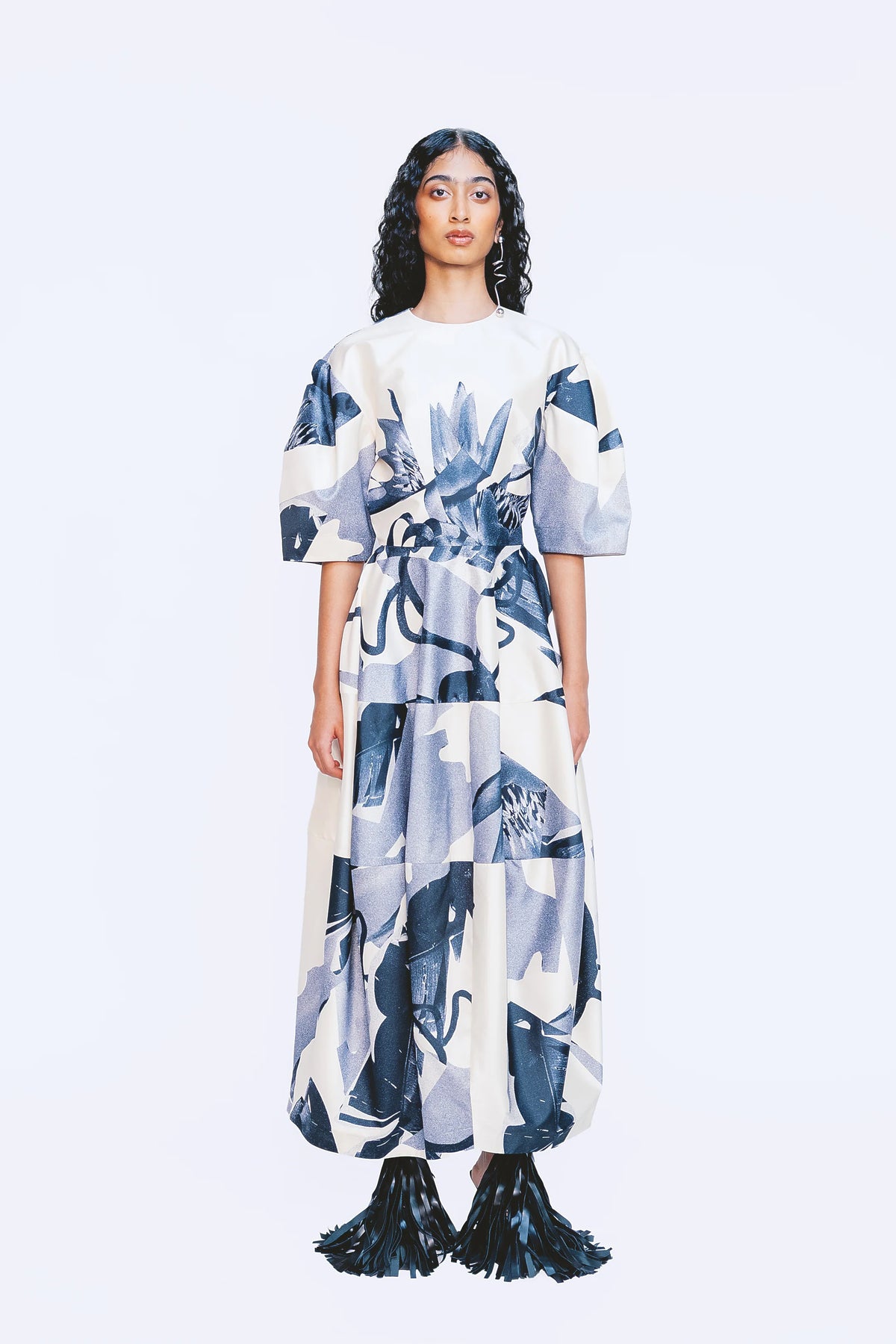 LVB-RS27-008 GRAPHITE PRINT DRESS