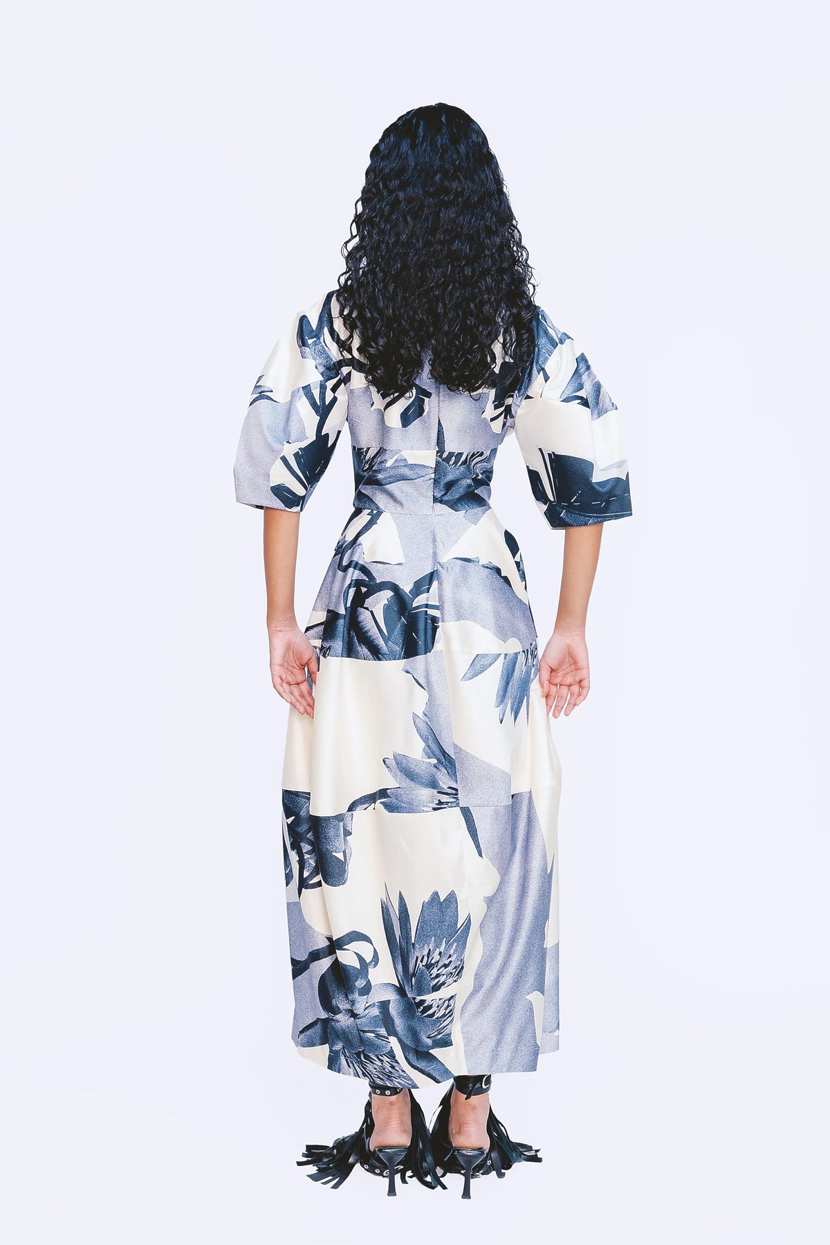 LVB-RS27-008 GRAPHITE PRINT DRESS